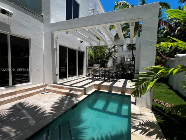 18975 Atlantic Blvd, Sunny Isles Beach FL 33160 - Sunny Isles Beach, FL - Photo 3