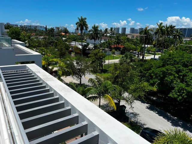 18975 Atlantic Blvd, Sunny Isles Beach FL 33160 - Sunny Isles Beach, FL - Photo 5
