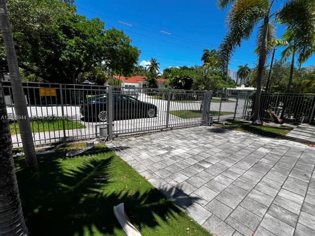 18975 Atlantic Blvd, Sunny Isles Beach FL 33160 - Sunny Isles Beach, FL - Photo 4