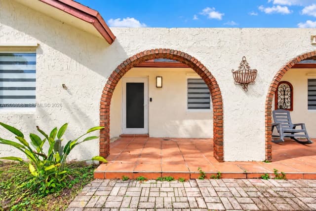 16110 Stirling Rd, Southwest Ranches FL 33331 - Southwest Ranches, FL - Photo 3