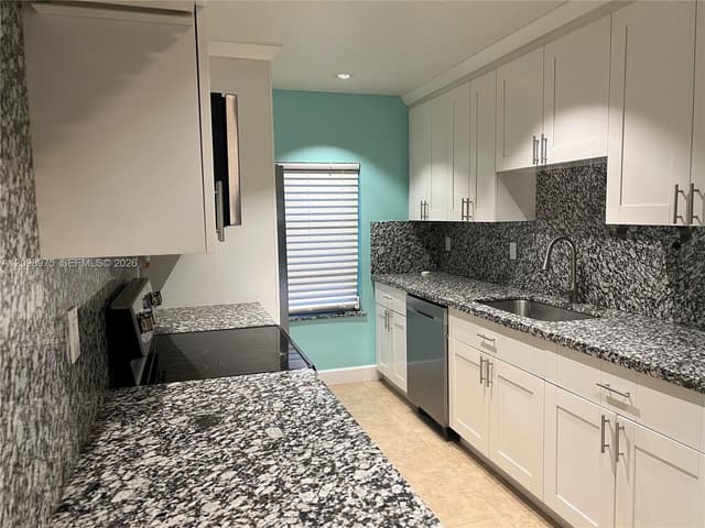 14113 SW 55th St, Miami FL 33175 - Miami, FL - Photo 4
