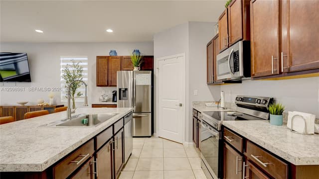 27664 SW 133rd Path, Homestead FL 33032 - Homestead, FL - Photo 4
