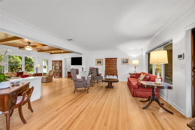 1245 Algardi Ave, Coral Gables FL 33146 - Coral Gables, FL - Photo 6
