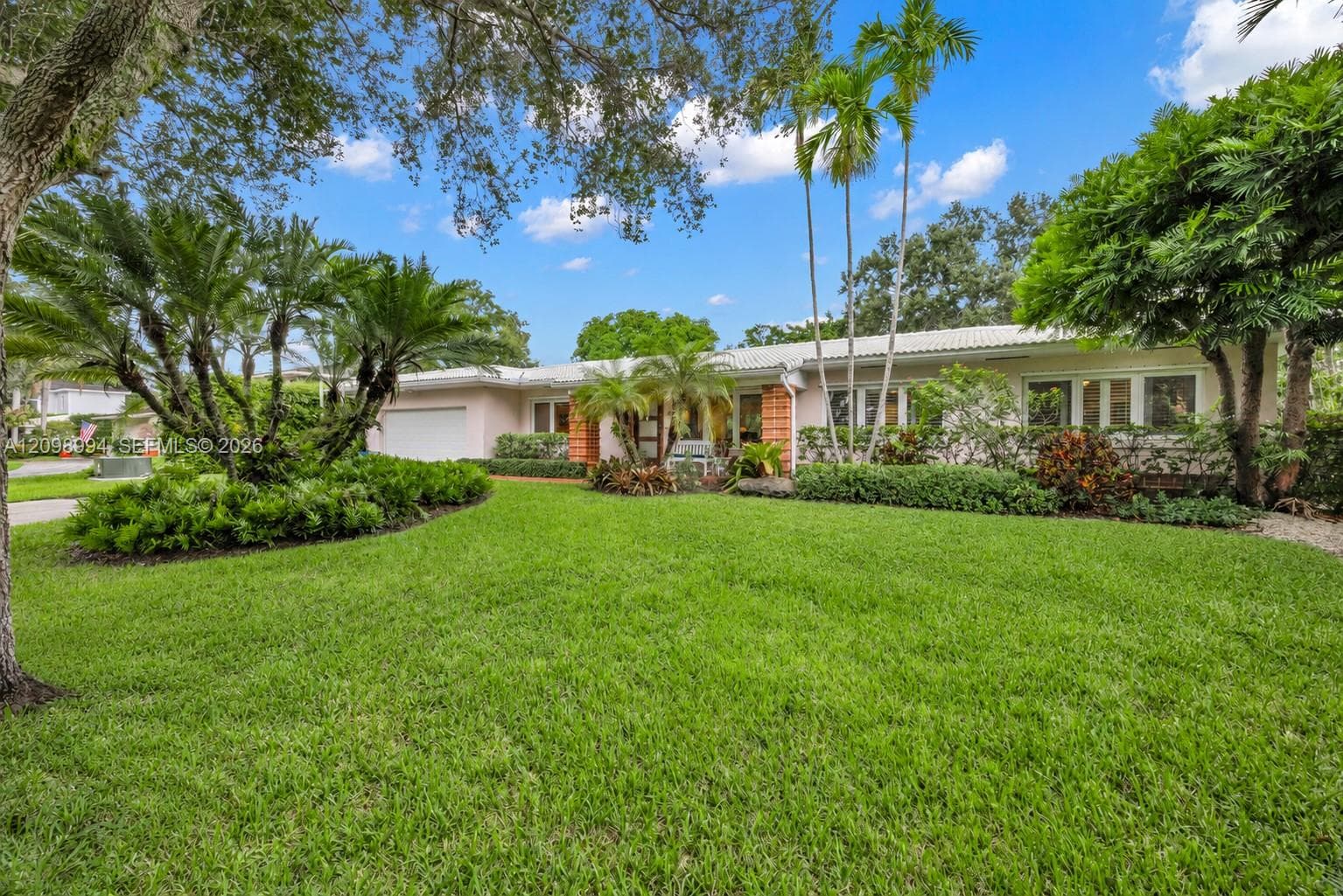 1245 Algardi Ave, Coral Gables FL 33146 - Coral Gables, FL - Photo 1