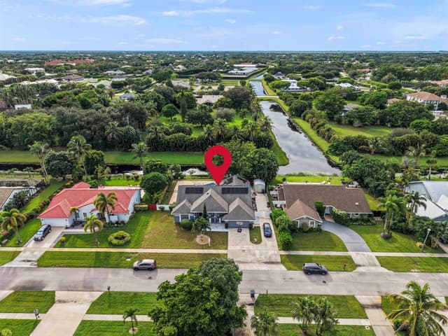 13820 Folkestone Circle, Wellington FL 33414 - Wellington, FL - Photo 3