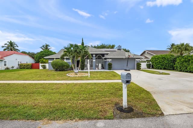 13820 Folkestone Circle, Wellington FL 33414 - Wellington, FL - Photo 5