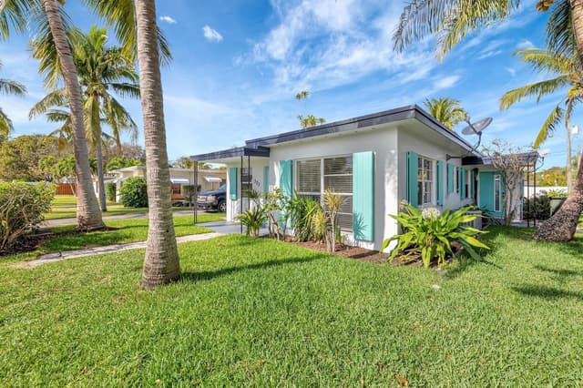 323 DE CARIE Street # 1, Delray Beach FL 33444 - Delray Beach, FL - Photo 5