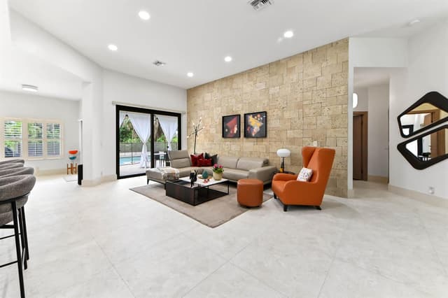 15490 WHISPERING WILLOW Drive, Wellington FL 33414 - Wellington, FL - Photo 4