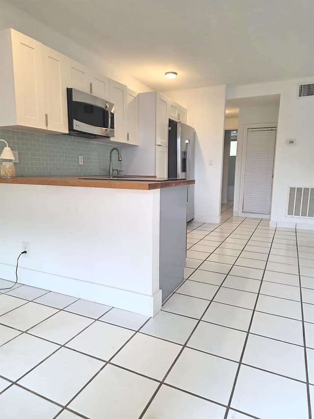 2716 NE 30TH Place # 105C, Fort Lauderdale FL 33306 - Fort Lauderdale, FL - Photo 6