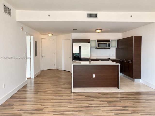 1900 N Bayshore Dr # 3607, Miami FL 33132 - Miami, FL - Photo 2