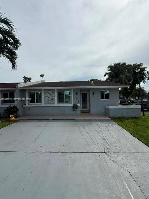 5641 SW 139th Pl, Miami FL 33183
