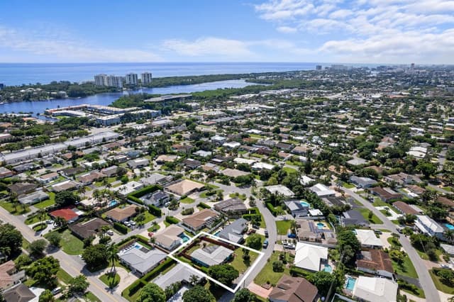 2750 NE 27TH Circle, Boca Raton FL 33431 - Boca Raton, FL - Photo 2