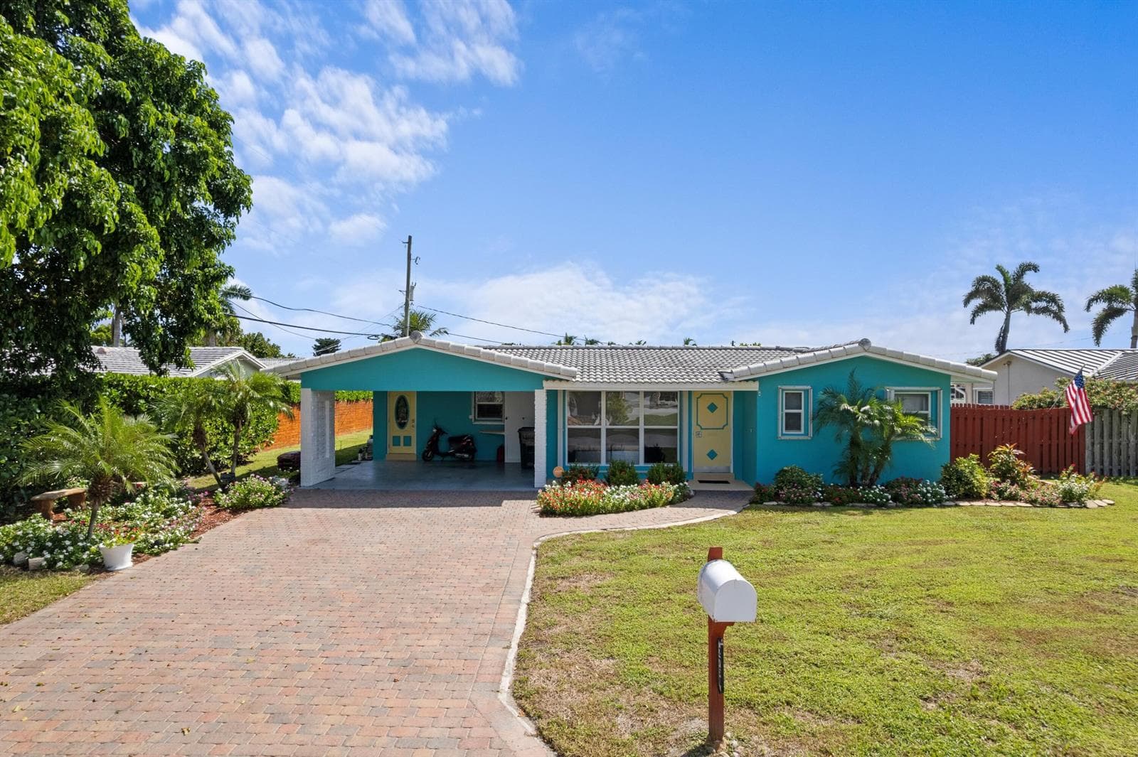 2750 NE 27TH Circle, Boca Raton FL 33431