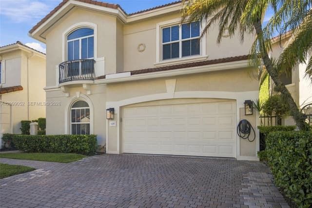 1516 Breakwater Ter, Hollywood FL 33019 - Hollywood, FL - Photo 4
