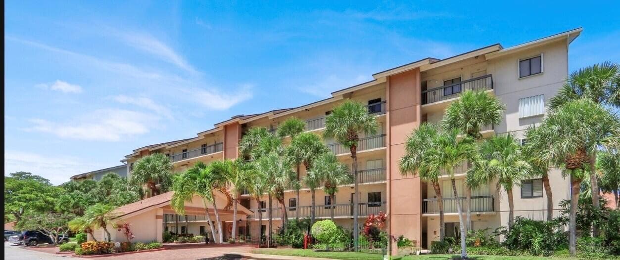 701 SEAFARER Circle # 105, Jupiter FL 33477 - Jupiter, FL - Photo 1