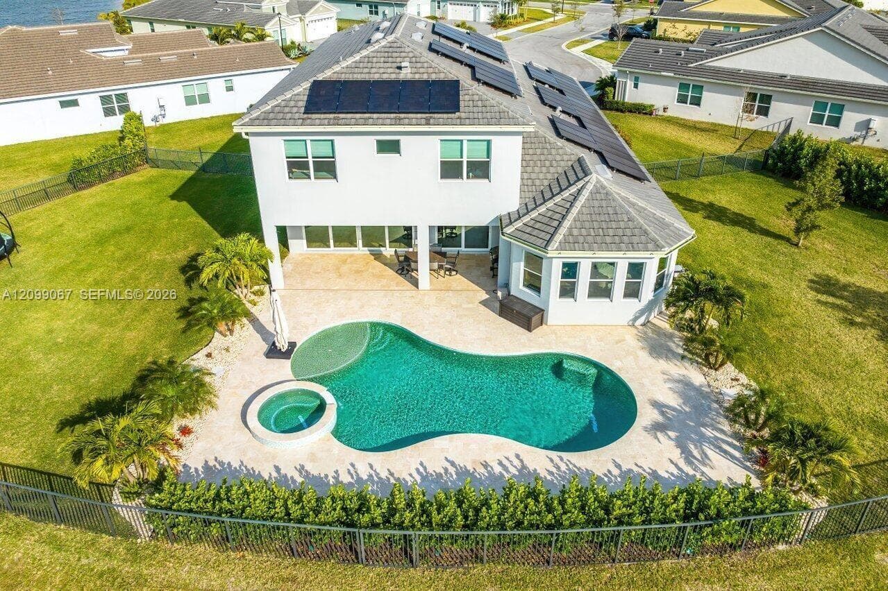 15962 Wildflower CT, Palm Beach FL 33470 - Palm Beach, FL - Photo 1