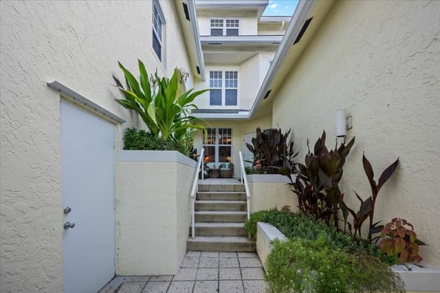 105 MAINSAIL Circle, Jupiter FL 33477 - Jupiter, FL - Photo 4