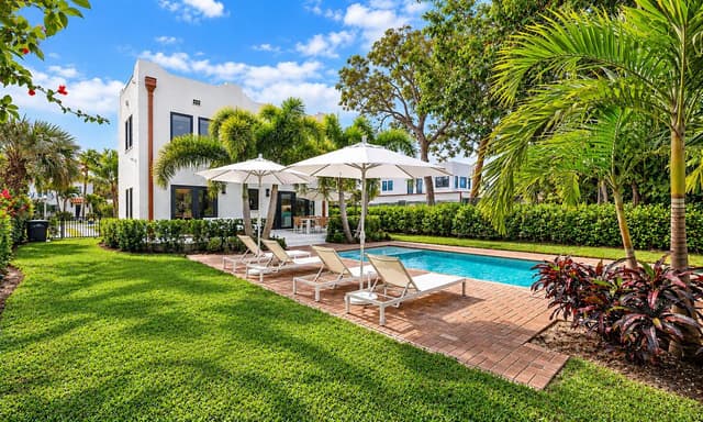 225 Monroe Drive, West Palm Beach FL 33405 - West Palm Beach, FL - Photo 2