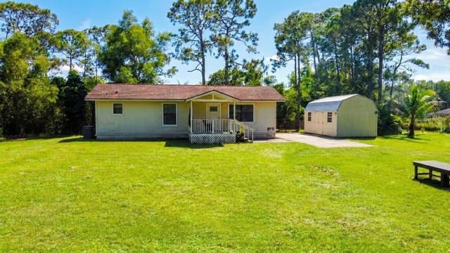 16140 Preakness Drive E, Loxahatchee FL 33470 - Loxahatchee, FL - Photo 2
