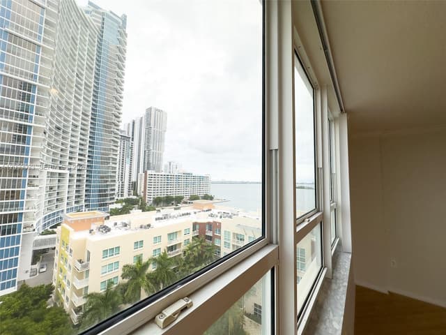 2000 N Bayshore Dr # 1101, Miami FL 33137 - Miami, FL - Photo 2