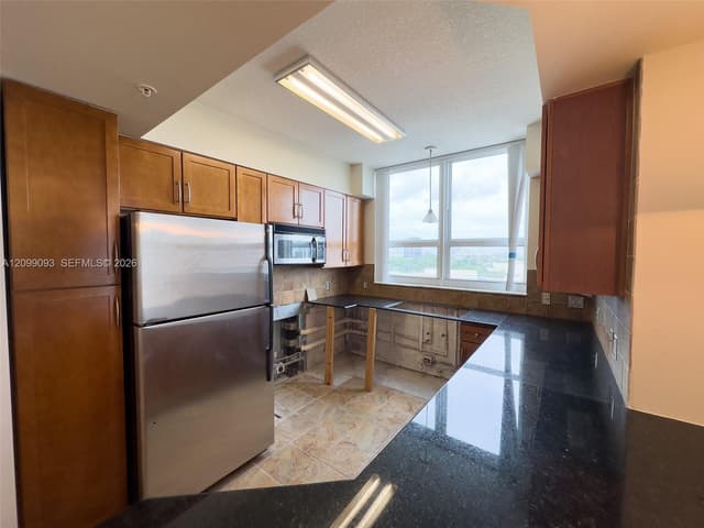 2000 N Bayshore Dr # 1101, Miami FL 33137 - Miami, FL - Photo 7