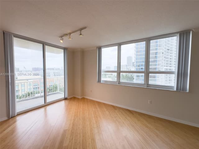 2000 N Bayshore Dr # 1101, Miami FL 33137 - Miami, FL - Photo 3