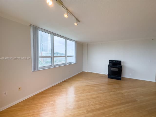 2000 N Bayshore Dr # 1101, Miami FL 33137 - Miami, FL - Photo 4
