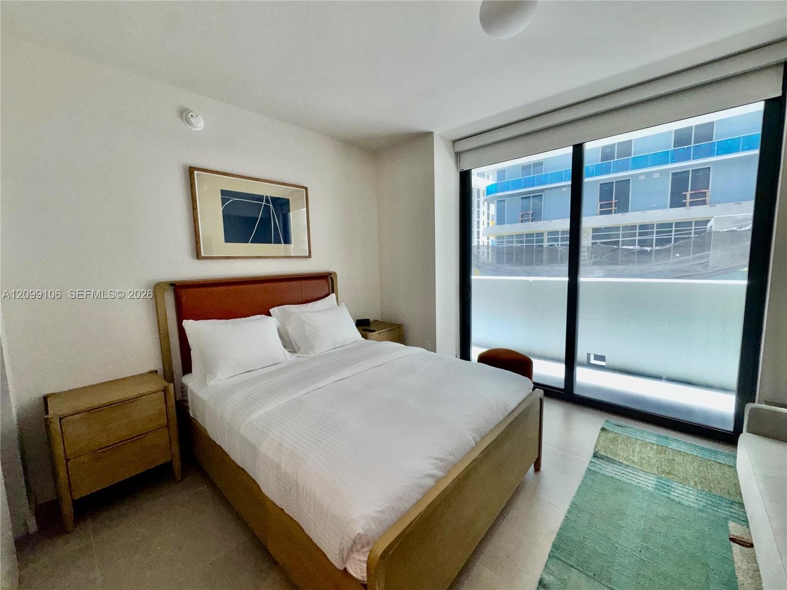 11 NE 6th St # 208, Miami FL 33132