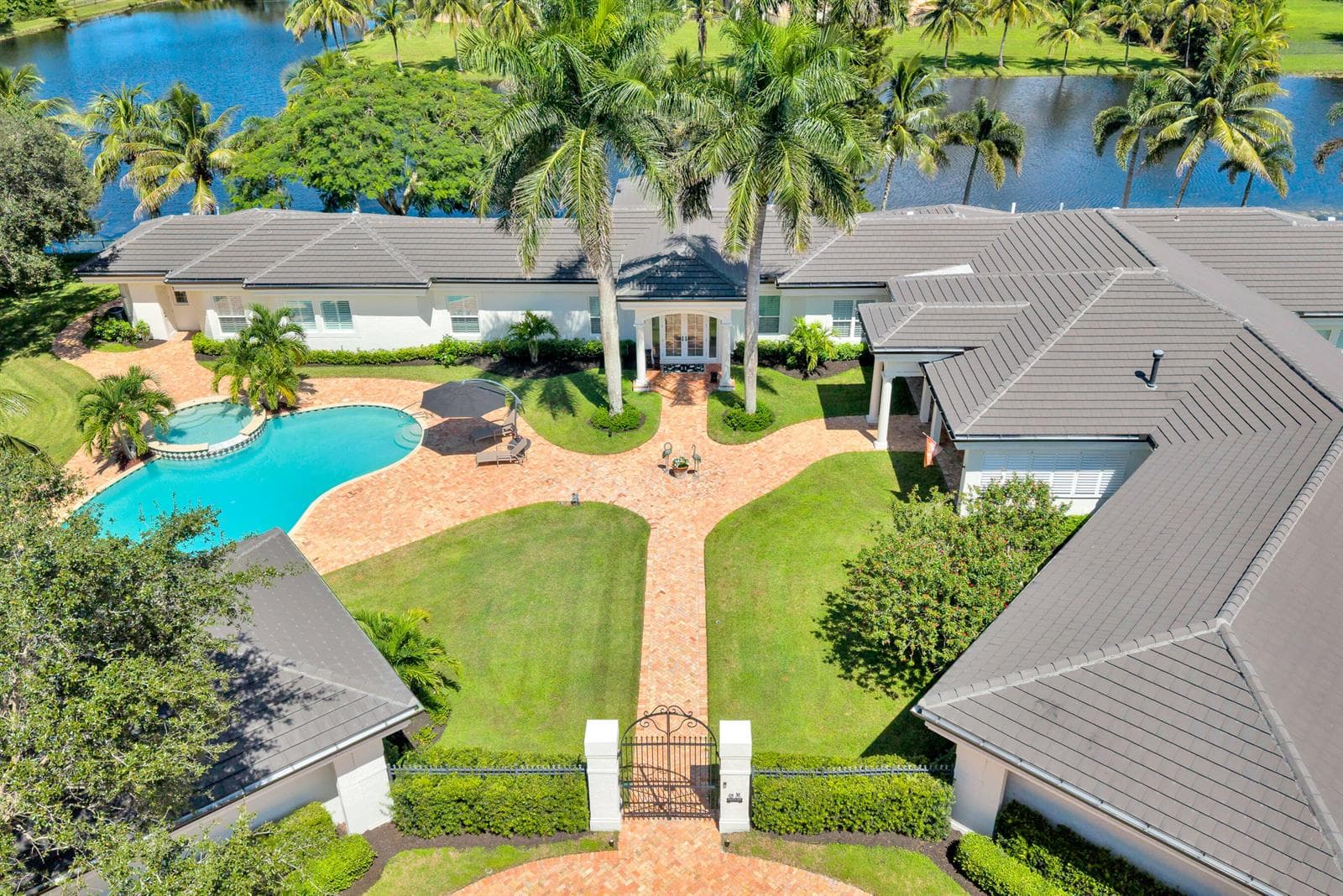 16046 RIO DEL SOL, Delray Beach FL 33446 - Delray Beach, FL - Photo 1