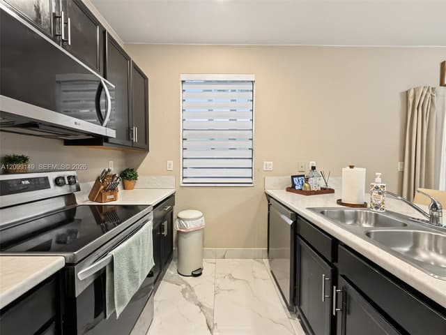 11266 SW 250th Ter, Homestead FL 33032 - Homestead, FL - Photo 7