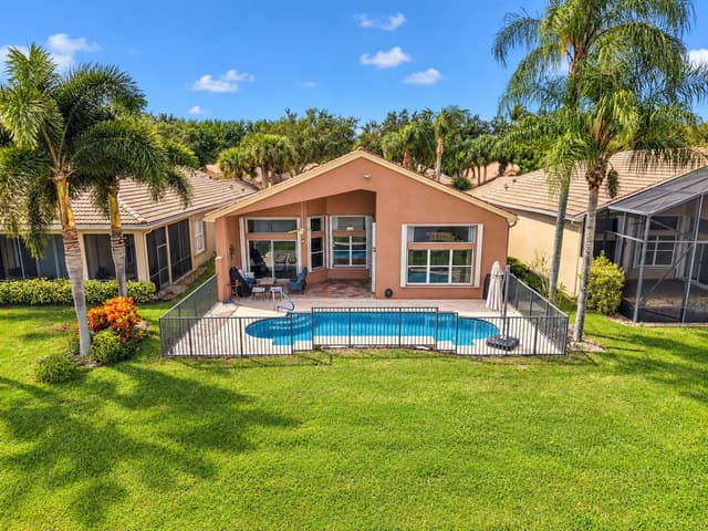 7403 Twin Falls Drive, Boynton Beach FL 33437 - Boynton Beach, FL - Photo 2