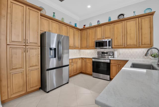 7403 Twin Falls Drive, Boynton Beach FL 33437 - Boynton Beach, FL - Photo 5