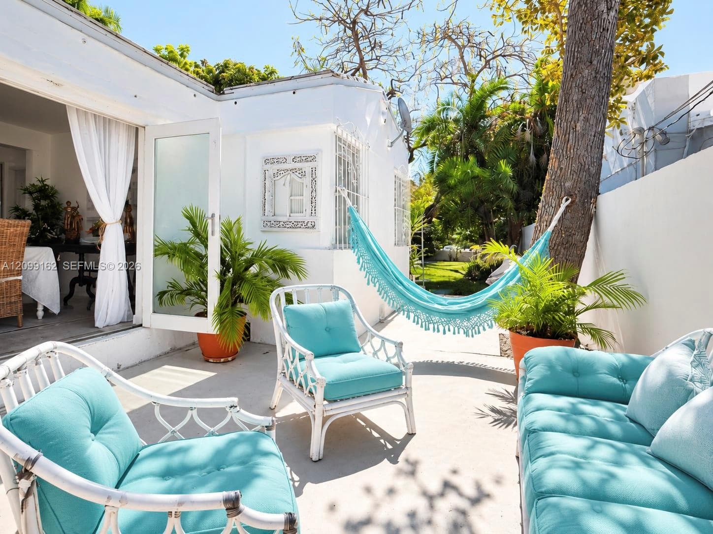 6910 Rue Notre Dame, Miami Beach FL 33141