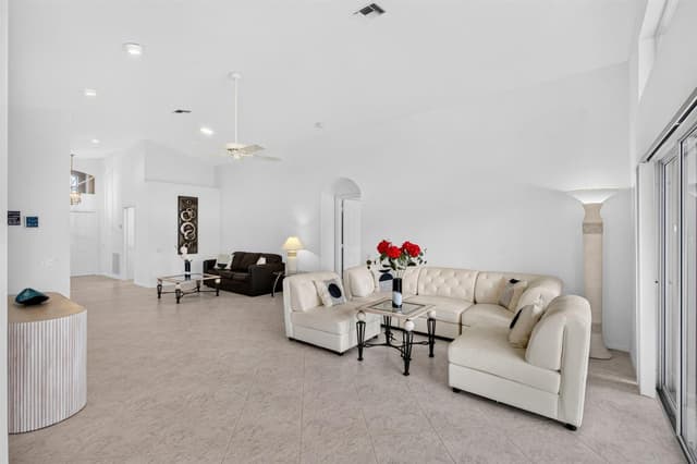 7285 Haviland Circle, Boynton Beach FL 33437 - Boynton Beach, FL - Photo 5