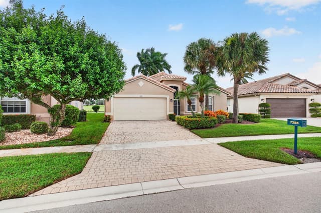 7285 Haviland Circle, Boynton Beach FL 33437 - Boynton Beach, FL - Photo 4
