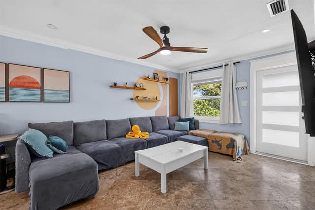 220 Reigle Avenue, Delray Beach FL 33444 - Delray Beach, FL - Photo 6