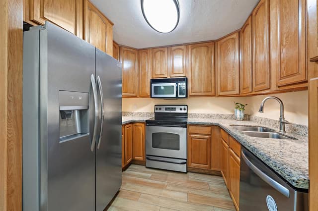 171 Banyan Circle, Jupiter FL 33458 - Jupiter, FL - Photo 3