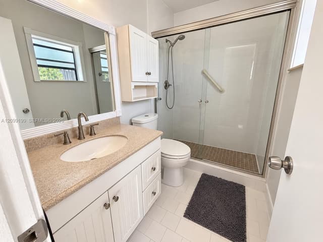 8212 SW 13th St, North Lauderdale FL 33068 - North Lauderdale, FL - Photo 6