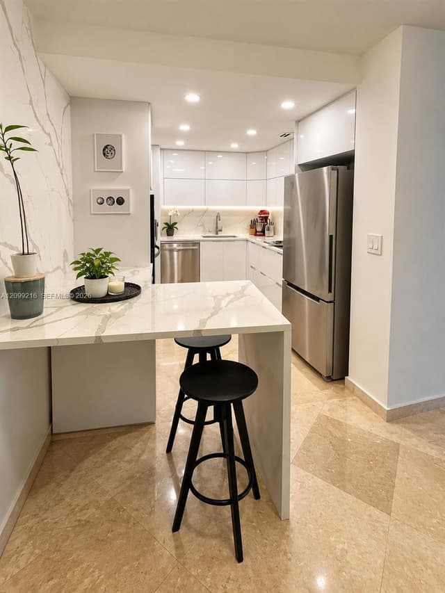 5555 Collins Ave # 14Y, Miami Beach FL 33140 - Miami Beach, FL - Photo 4