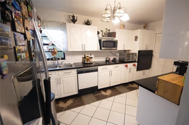 19533 SW 103 ct, Cutler Bay FL 33157 - Cutler Bay, FL - Photo 4