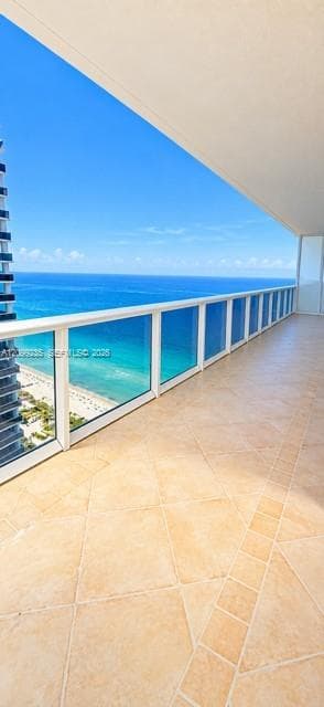 1830 S Ocean Dr # 3708, Hallandale Beach FL 33009