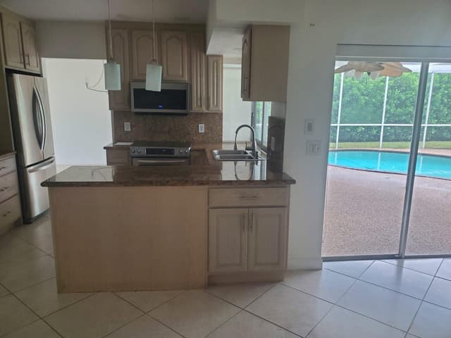 1368 SW 13TH Street, Boca Raton FL 33486 - Boca Raton, FL - Photo 6