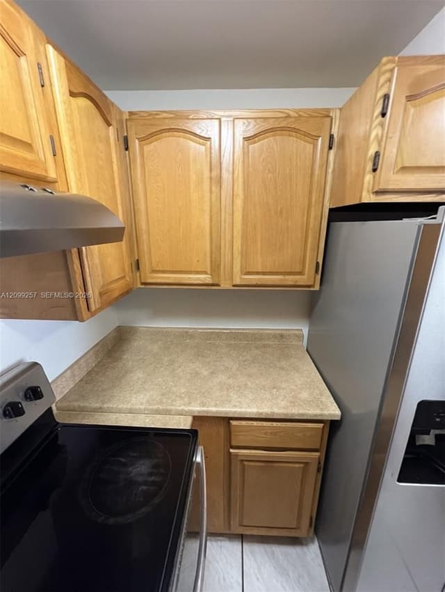 9686 Fontainebleau Blvd # 402, Miami FL 33172 - Miami, FL - Photo 2