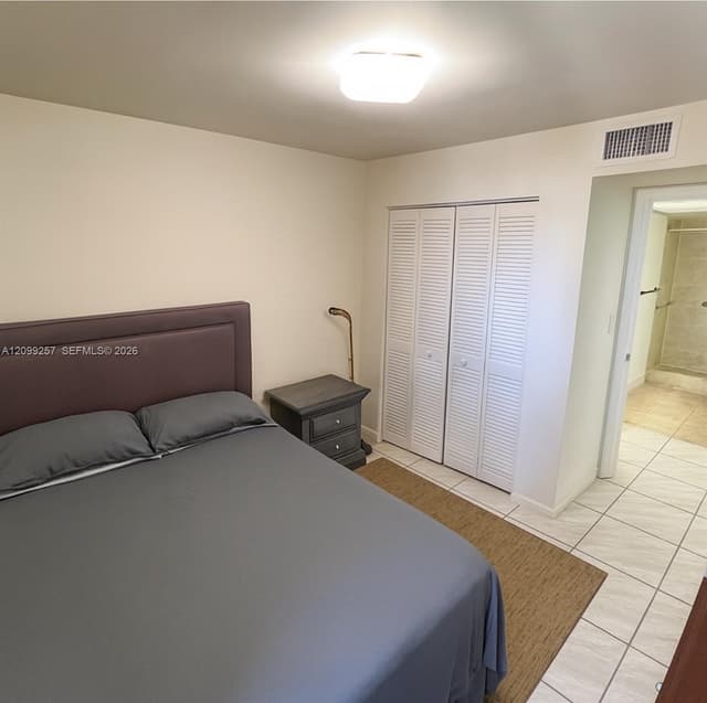 9686 Fontainebleau Blvd # 402, Miami FL 33172 - Miami, FL - Photo 3