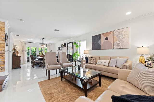 8219 SW 163rd Ct, Miami FL 33193 - Miami, FL - Photo 6