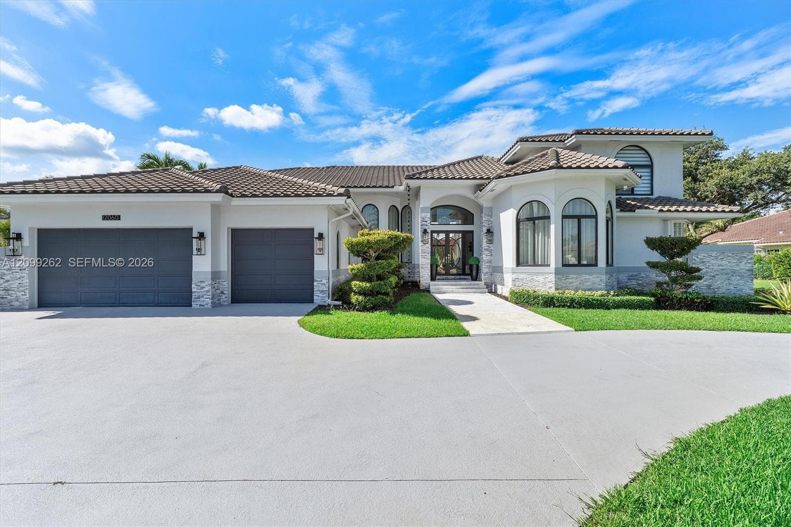 12060 NW 10th St, Plantation FL 33323 - Plantation, FL - Photo 1