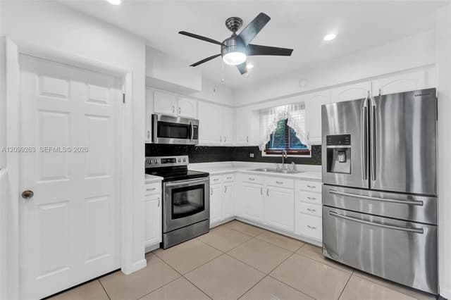 4005 Johnson St, Hollywood FL 33021 - Hollywood, FL - Photo 6