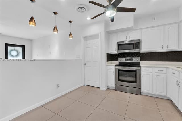 4005 Johnson St, Hollywood FL 33021 - Hollywood, FL - Photo 7