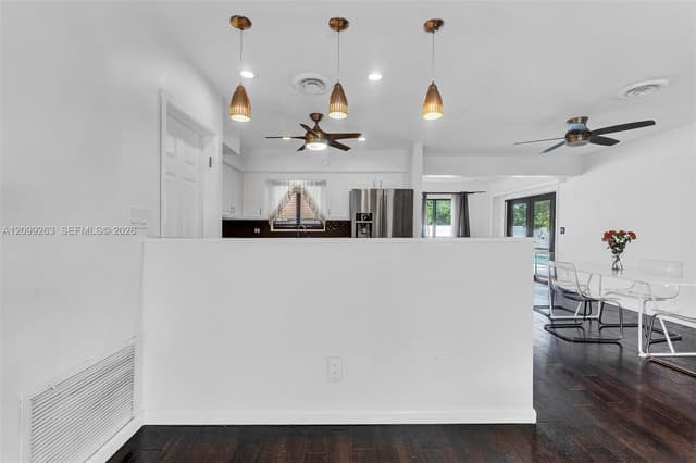 4005 Johnson St, Hollywood FL 33021 - Hollywood, FL - Photo 4