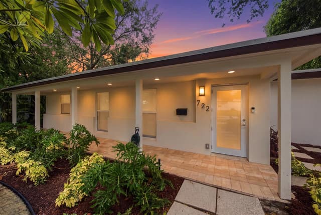 722 SW 16TH Court, Fort Lauderdale FL 33315 - Fort Lauderdale, FL - Photo 3